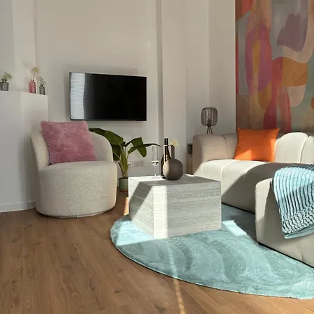 Aner 8 Luxurioeses Haus Im Haus Fuer Bis Zu 6 Personen Mit Infrarotsauna Apartman *