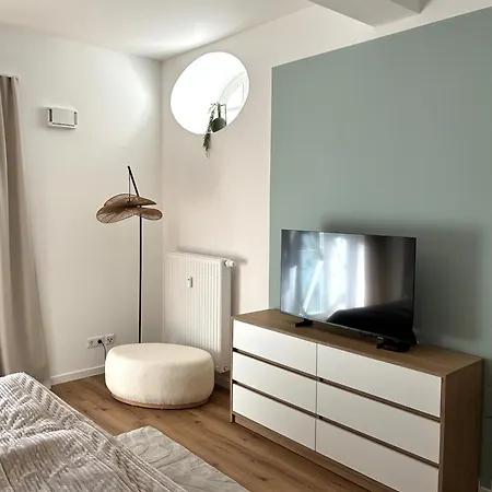 Aner 8 Luxurioeses Haus Im Haus Fuer Bis Zu 6 Personen Mit Infrarotsauna Drezda