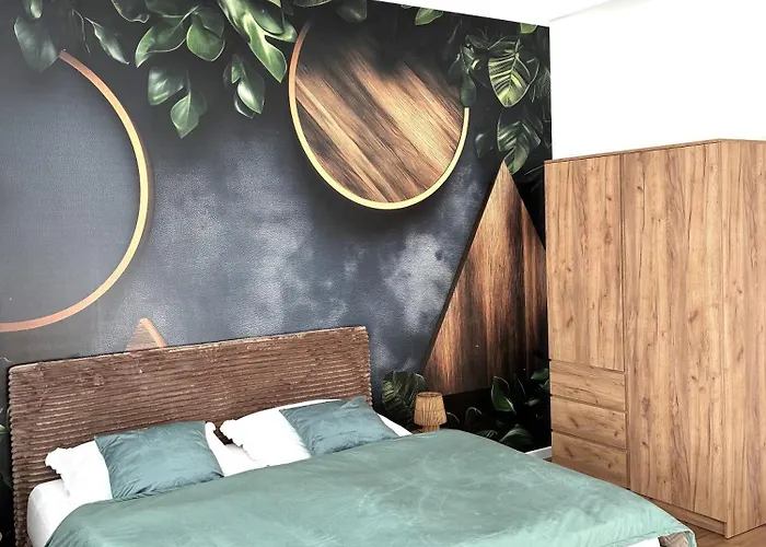 Aner 8 Luxurioeses Haus Im Haus Fuer Bis Zu 6 Personen Mit Infrarotsauna Δρέσδη